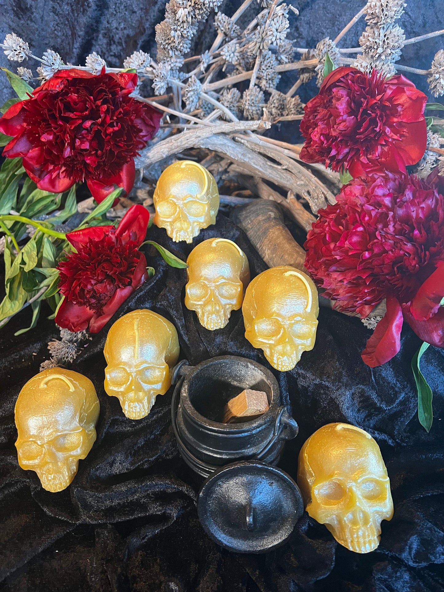 Skull Candle in Gold Beeswax